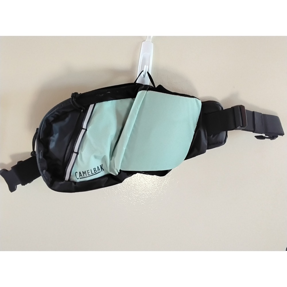 CamelBak Podium Flow Belt Hydration Waist Pack Mint Green Water Bottle Bag NWOT